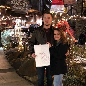 Meet your Posher, Noelle